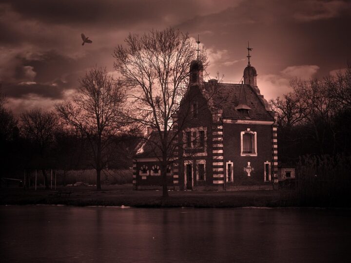 Haunting of Bishop Museum: A pretty tale about holy stones